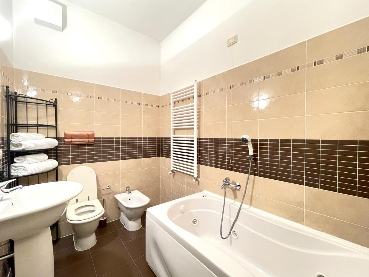 Accomodo Mit48 Trivanotortona Apartment Milan Exterior photo